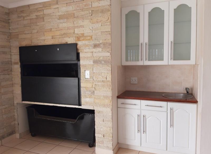4 Bedroom Property for Sale in Blue Lagoon Western Cape